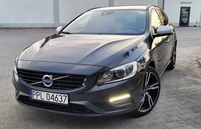 pleszew Volvo V60 cena 72900 przebieg: 165000, rok produkcji 2017 z Pleszew